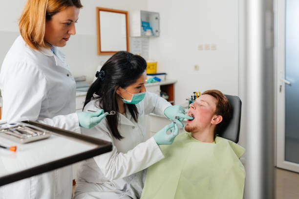 Best Emergency Cosmetic Dentistry (e.g., broken veneers) in Marlow Heights, MD